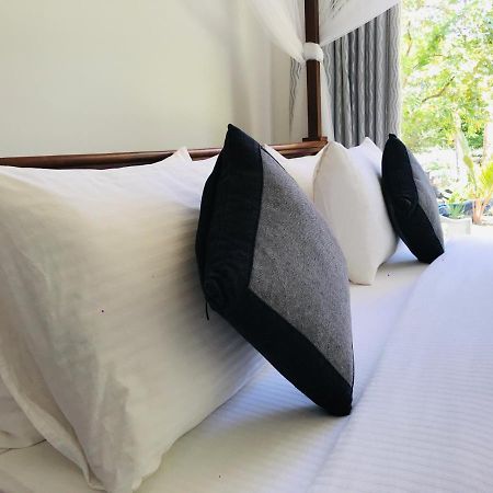 O2 Villas - Weligama Eksteriør billede