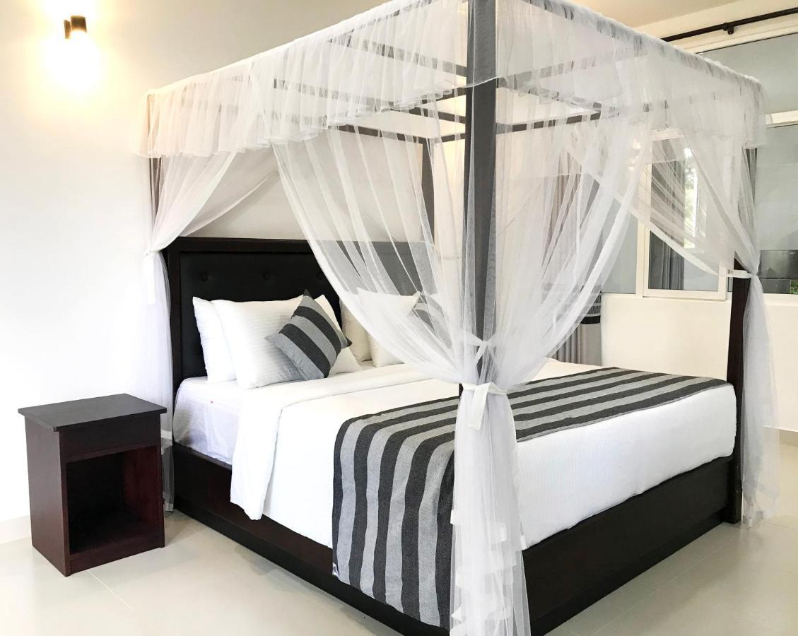 O2 Villas - Weligama Eksteriør billede